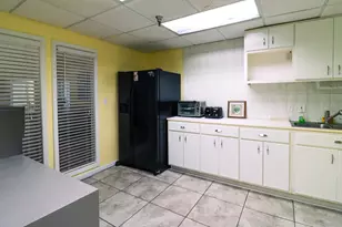 348 SW Miracle Strip Parkway SW, Fort Walton Beach, FL 32548 - Photo 12