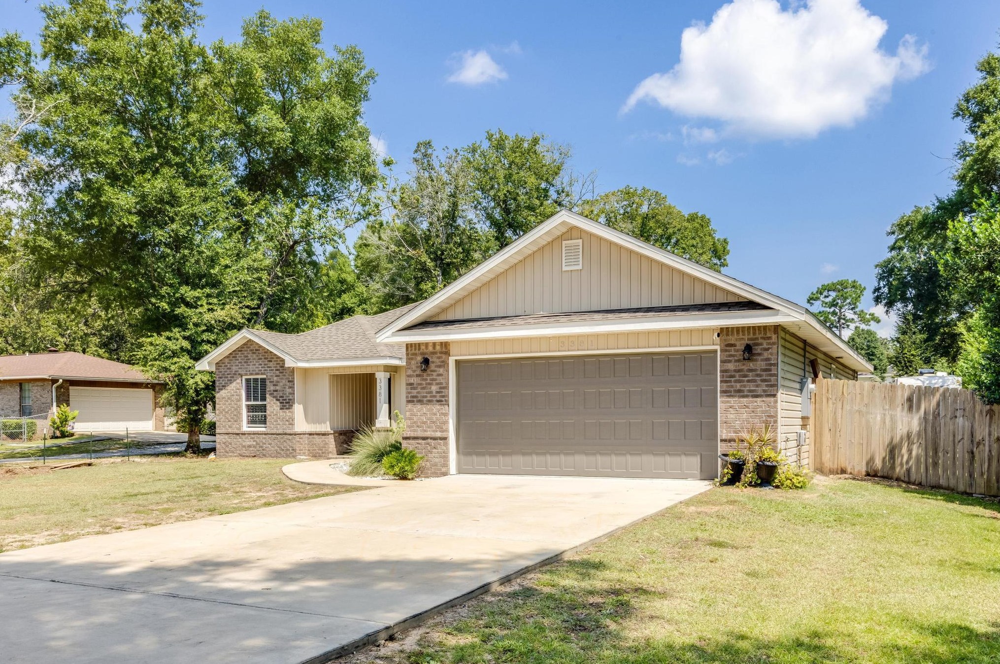3381 Auburn Rd, Crestview, FL 32539