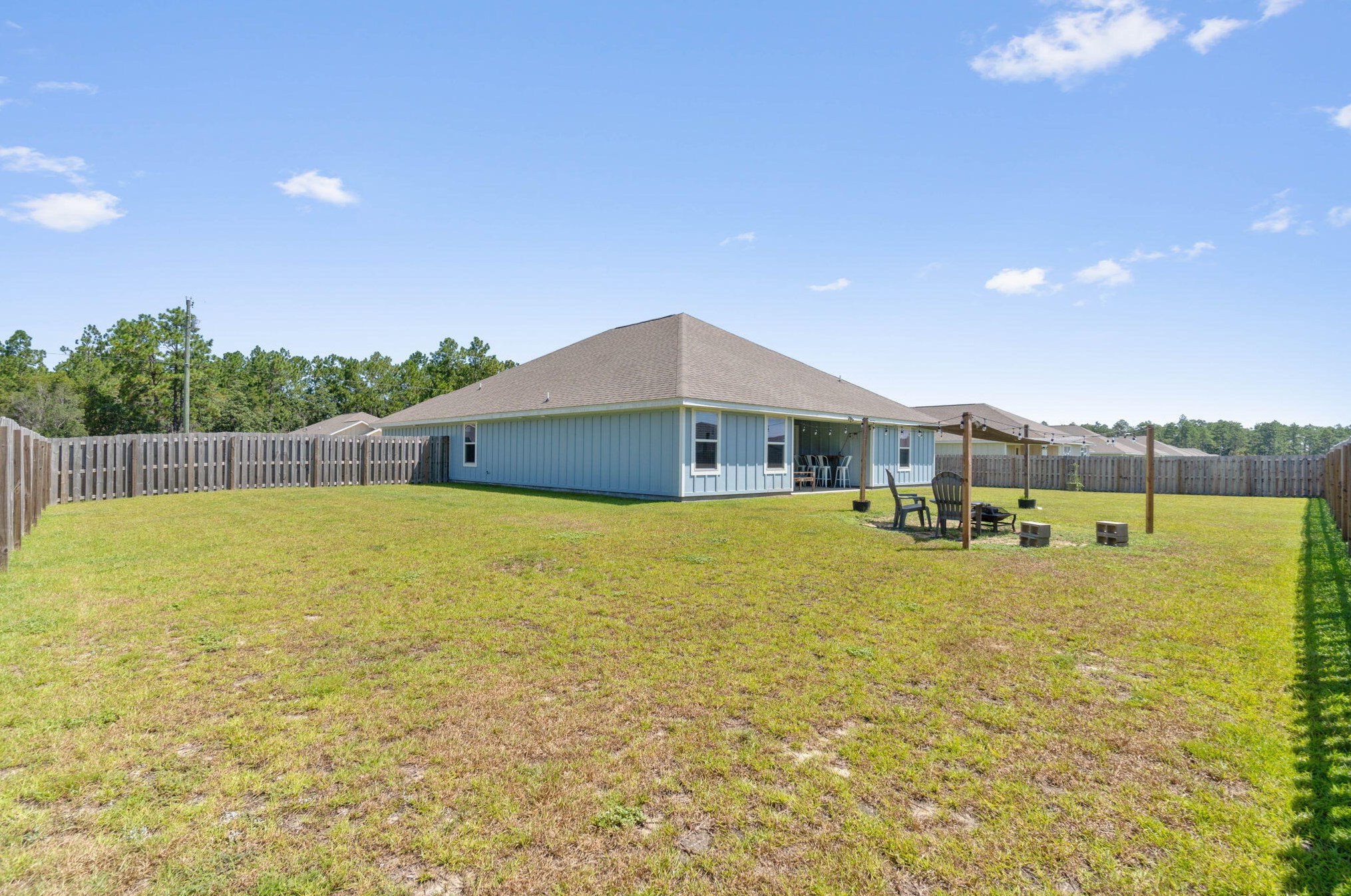 3522 Sugar Maple Ln, Crestview, FL 32539