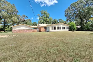 131 Phillips Dr, Crestview, FL 32536 - Photo 4