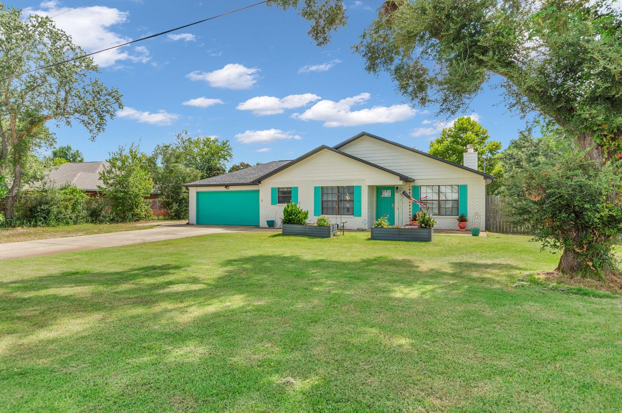 297 Austin Ave, Mary Esther, FL 32569