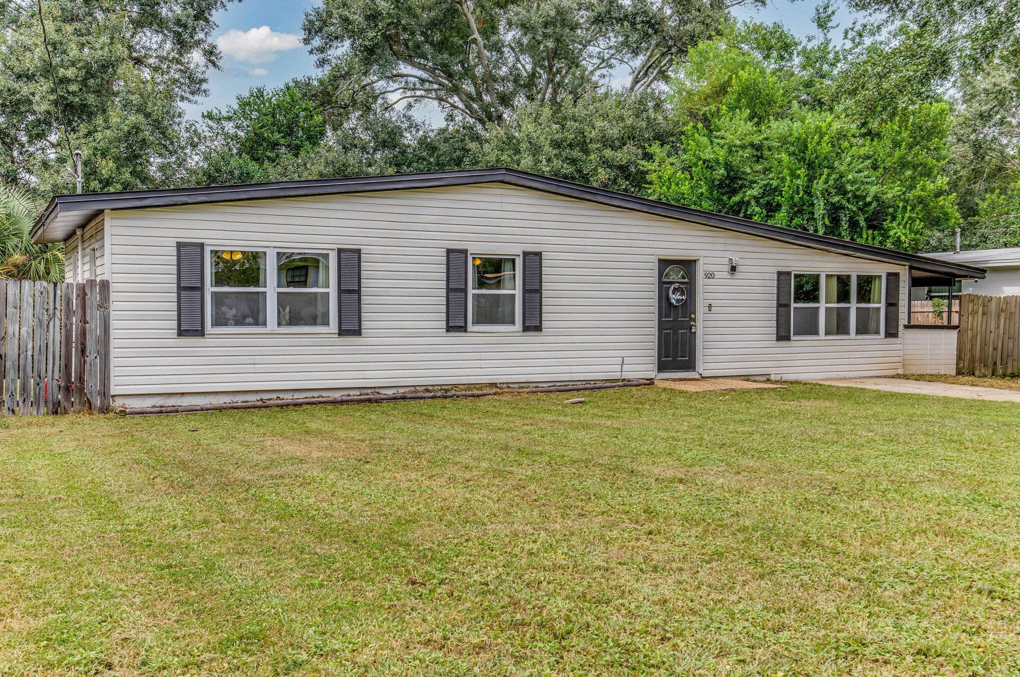 920 Twinbrook Ave, Pensacola, FL 32505