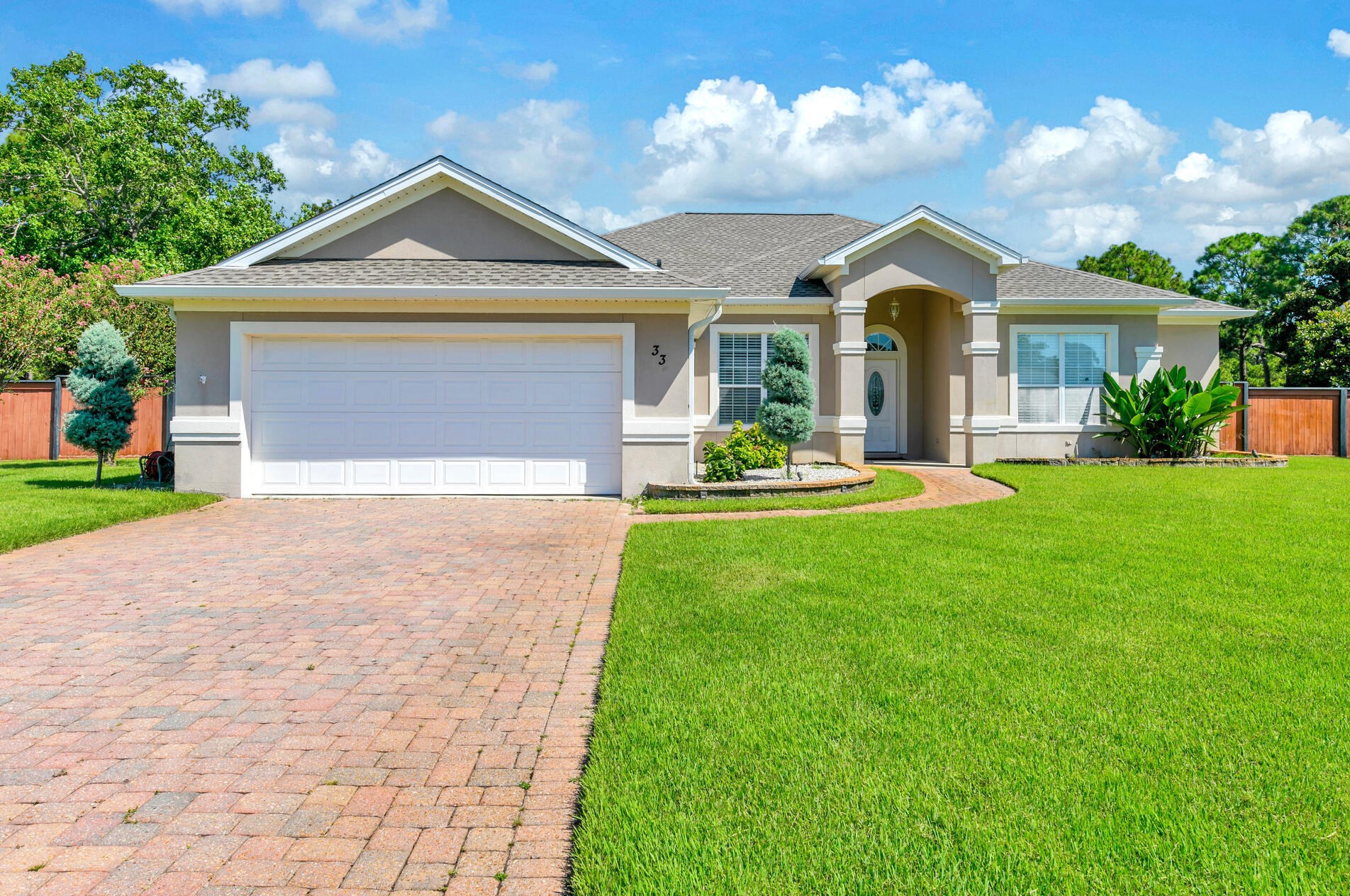 33 Country Club Dr, Destin, FL 32541-4403