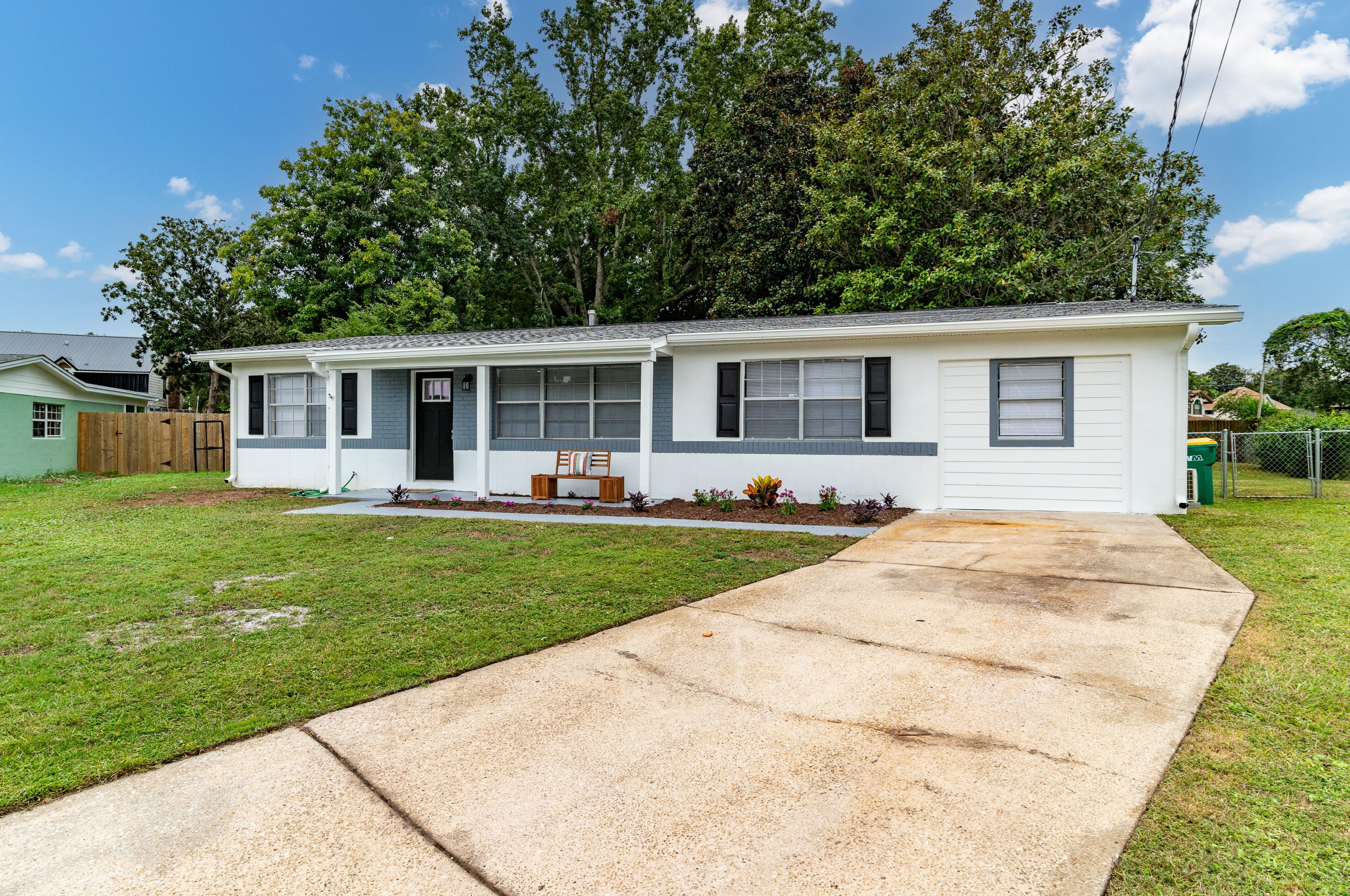 311 S Lorraine Dr S, Mary Esther, FL 32569