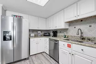 660 Nautilus Ct, Fort Walton Beach, FL 32548 - Photo 16