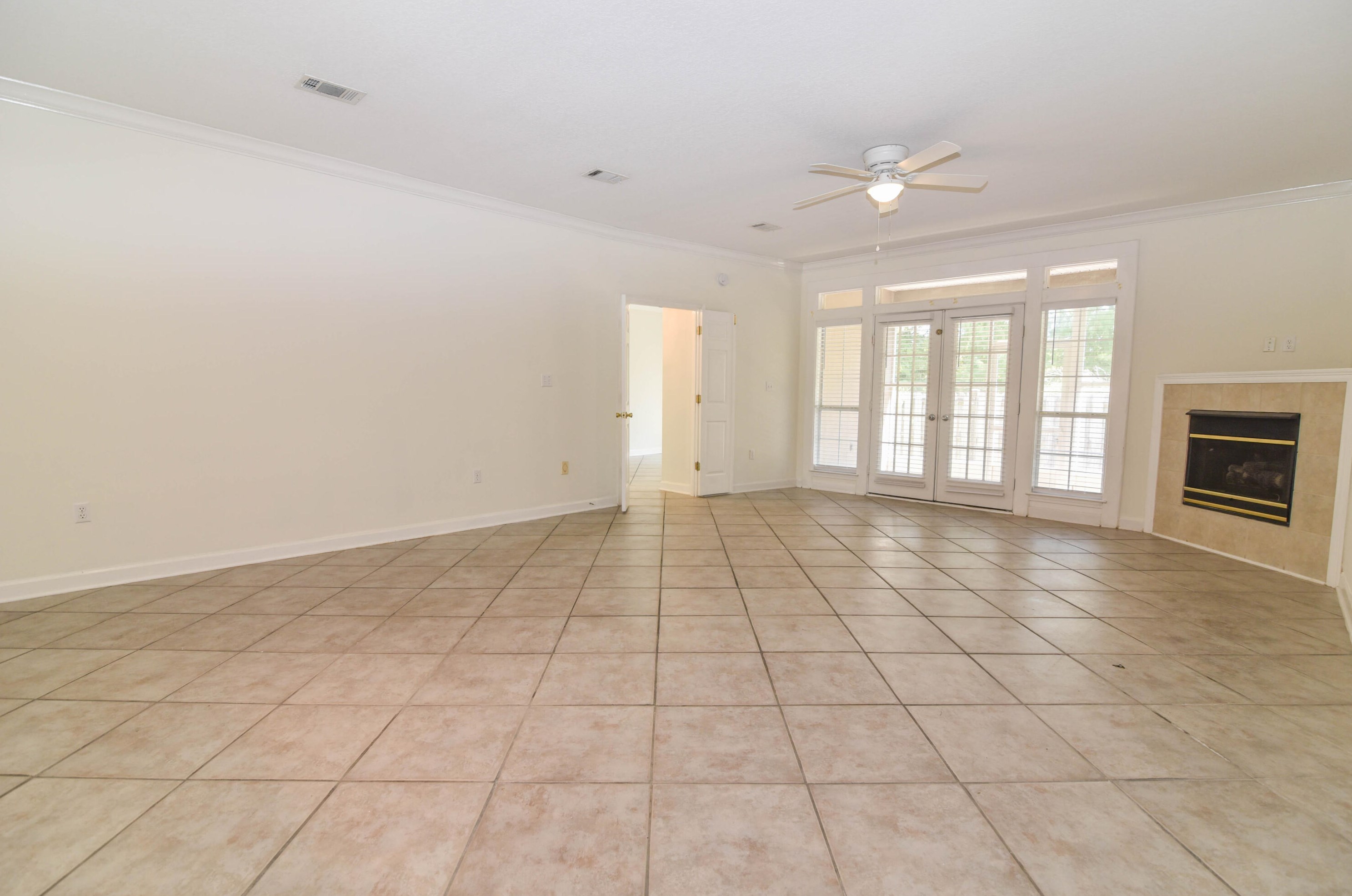 126 S Shore Dr S #12, Destin, FL 32550