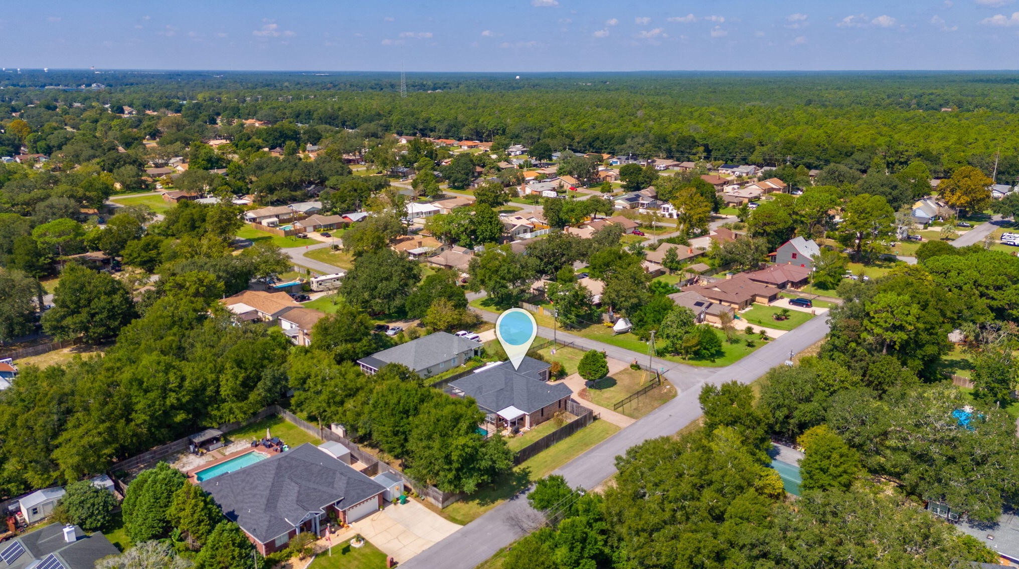 136 10th Ave, Shalimar FL  32579-1507 exterior