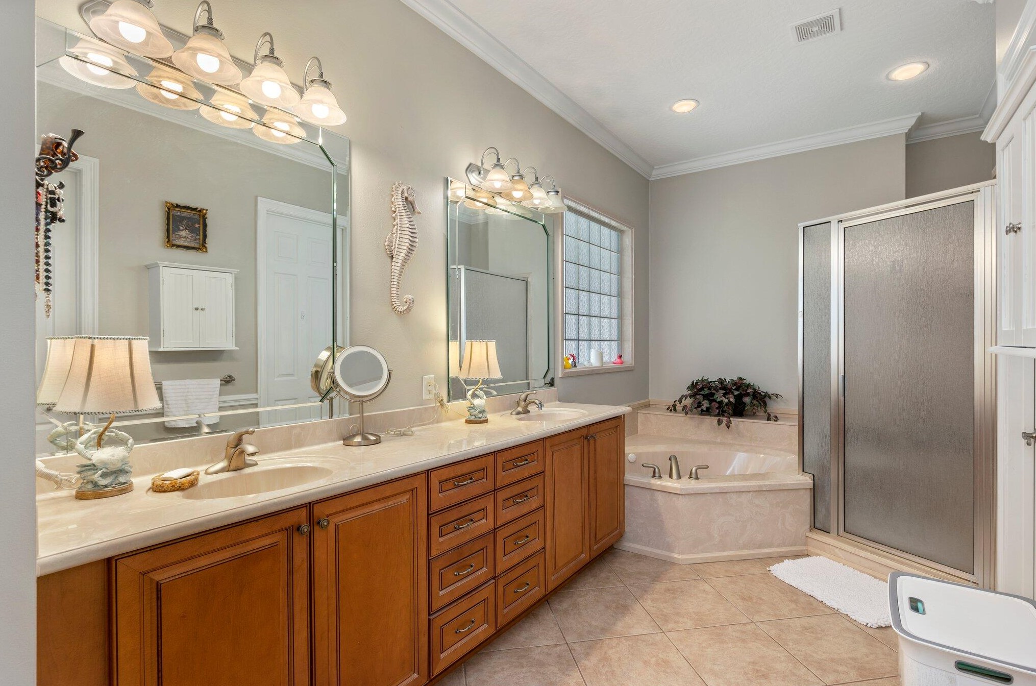 136 10th Ave, Shalimar FL  32579-1507 exterior