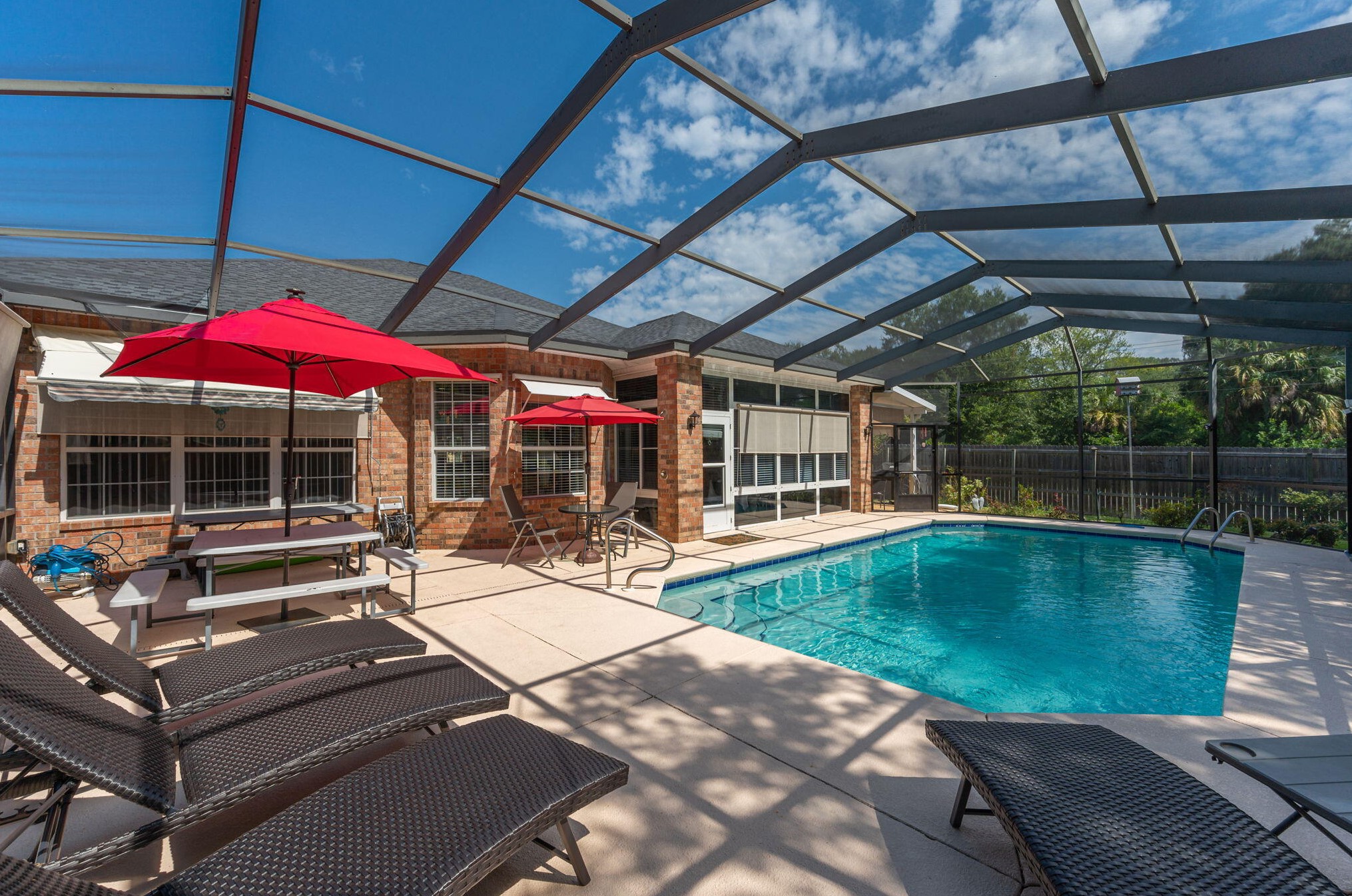 136 10th Ave, Shalimar FL  32579-1507 exterior