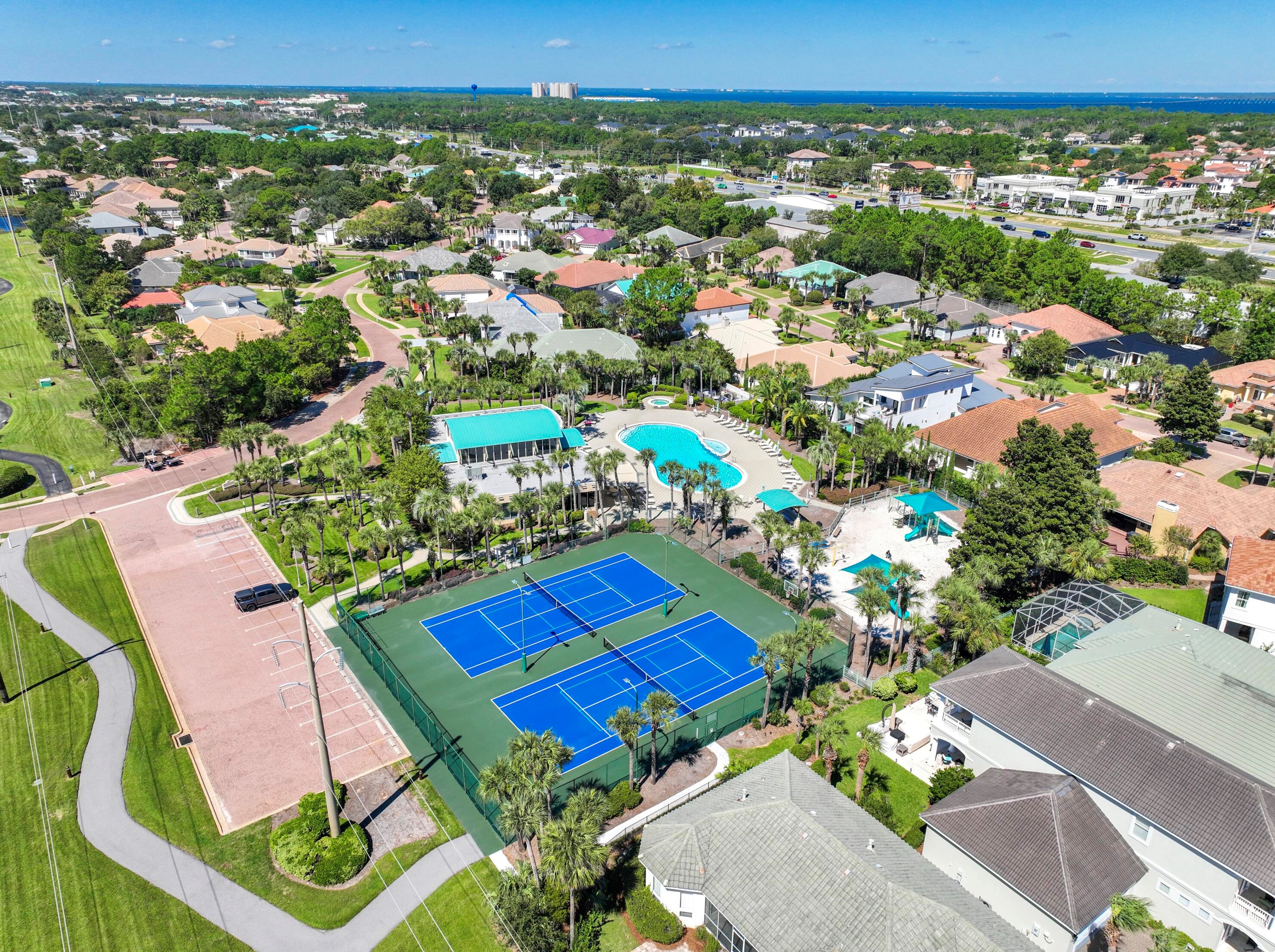 4756 Bonaire Cay, Destin FL 32541-4797 exterior