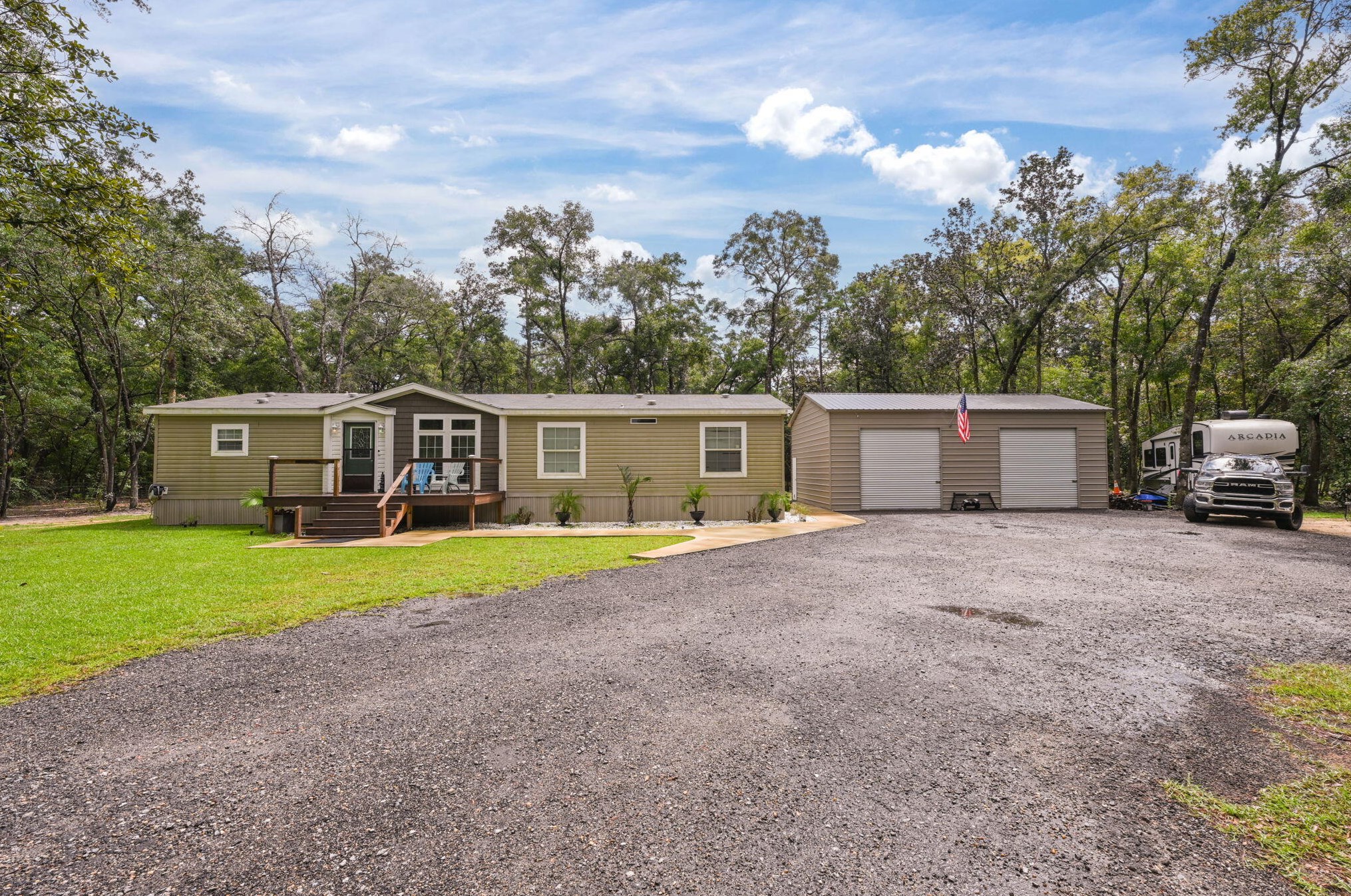 4454 Shell Landing Rd, Vernon, FL 32462