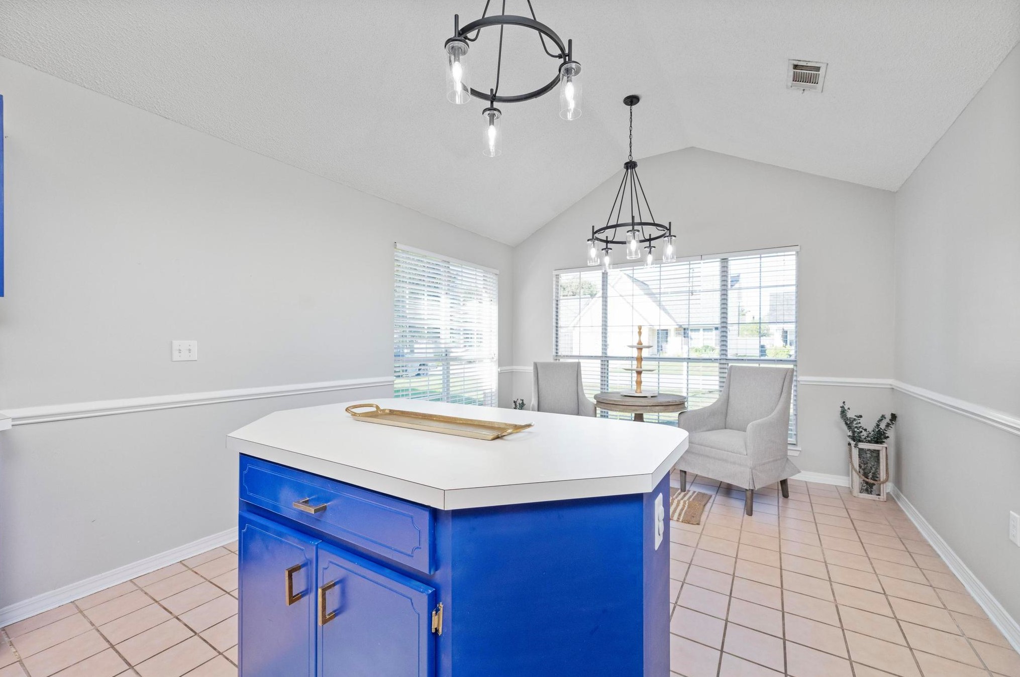 483 Sandy Rdg Cir, Mary Esther FL  32569-2113 exterior