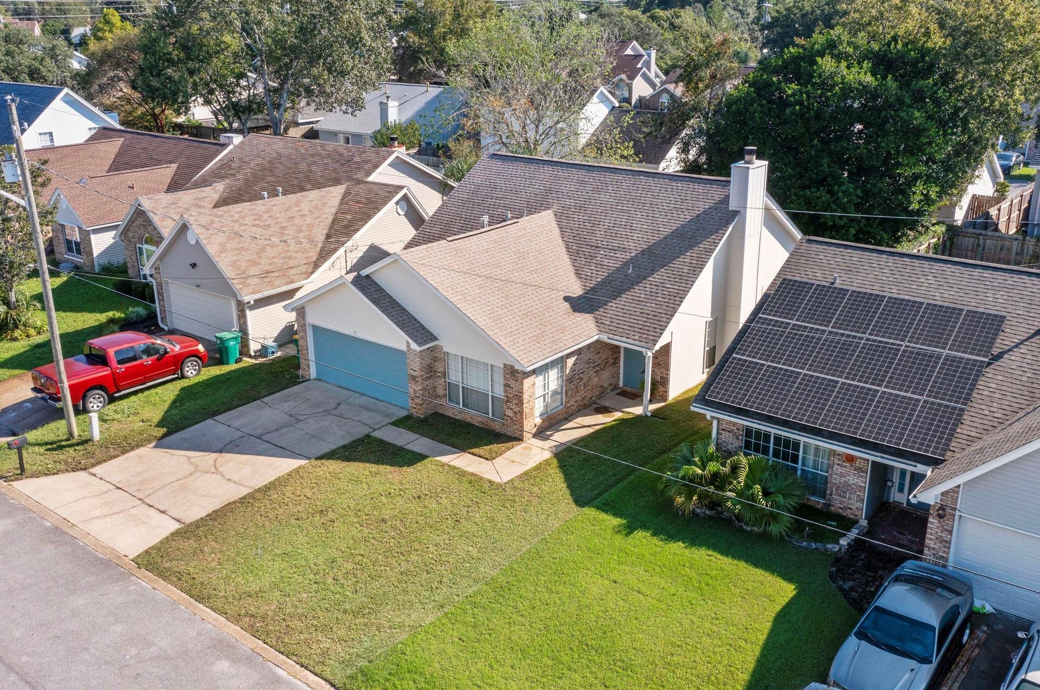 483 Sandy Rdg Cir, Mary Esther FL  32569-2113 exterior