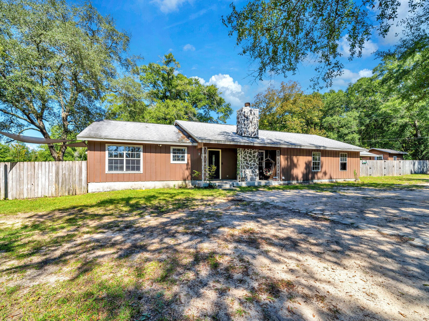 3241 Auburn Rd, Crestview, FL 32539