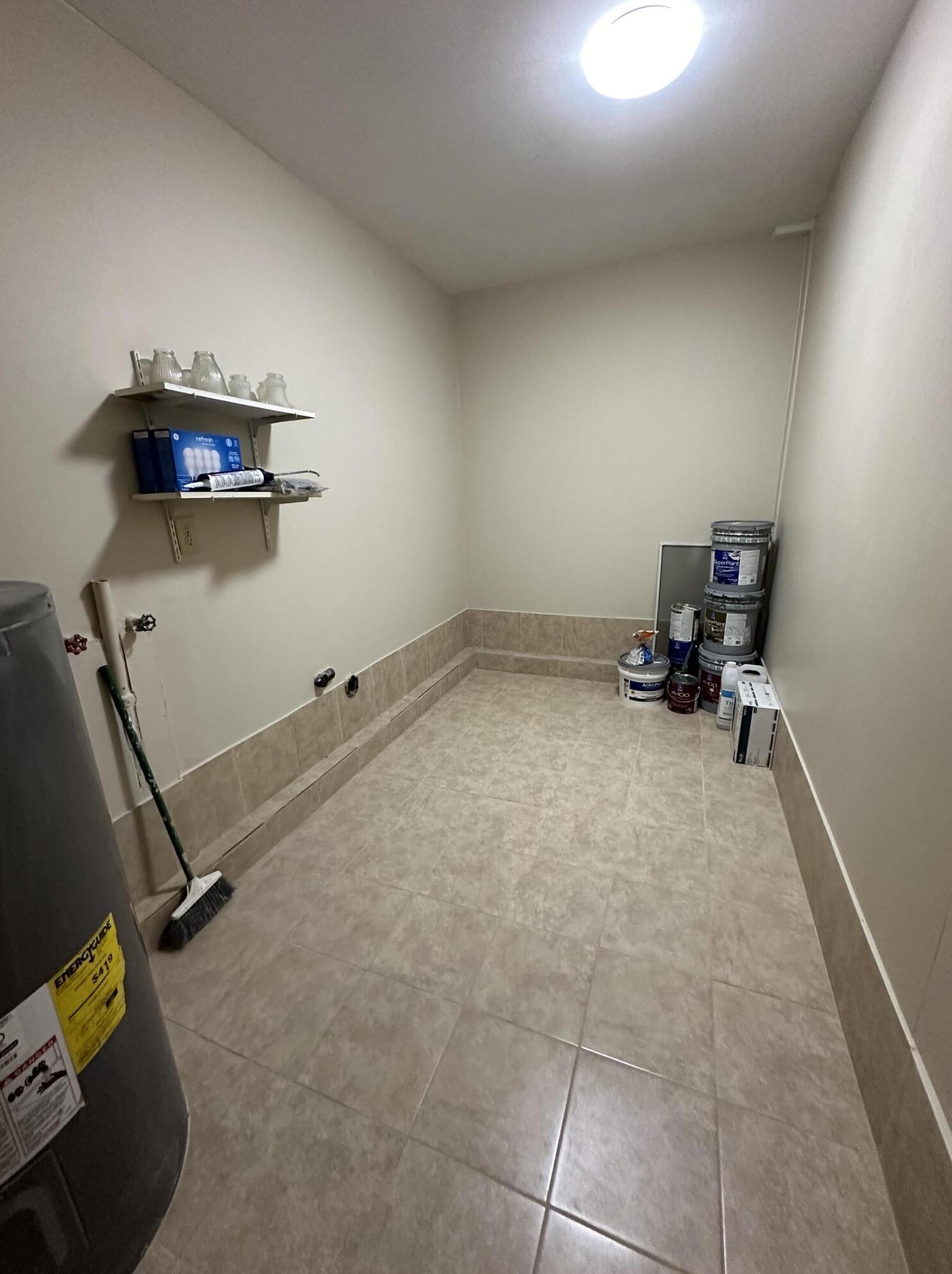 630 Miracle Strip Pkwy, Mary Esther FL 32569-2097 exterior