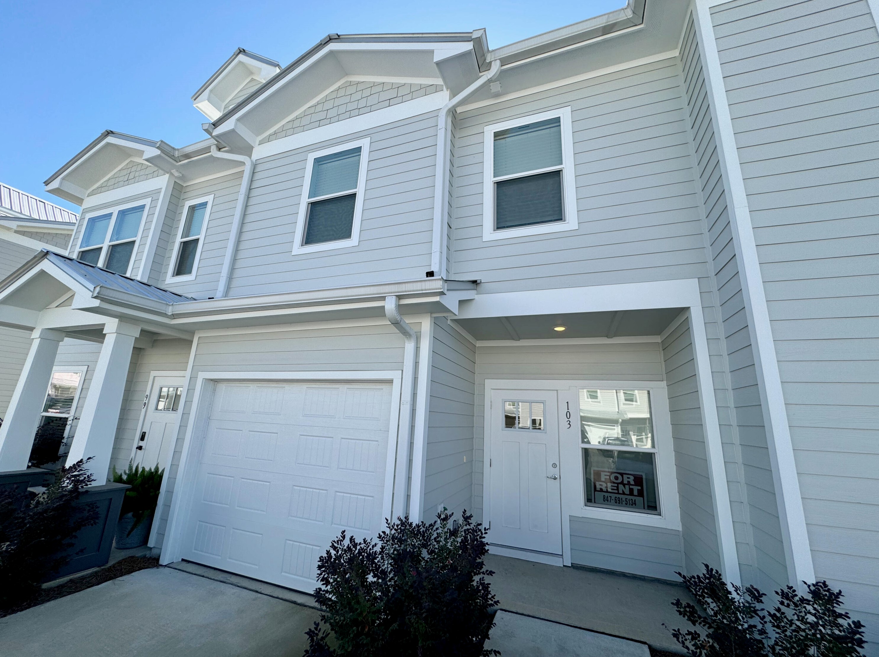 103 Date Palm Ln, Freeport, FL 32439