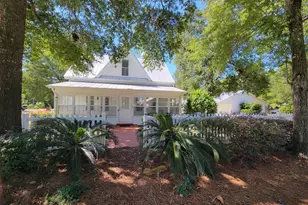 270 S 12th Street S, Defuniak Springs, FL 32435 - Photo 1