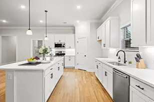 232 W Tweet Street W, Freeport, FL 32439 - Photo 2