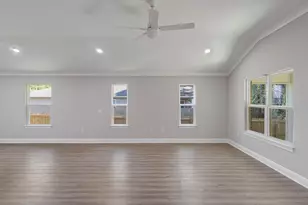 8417 Sevilla St, Navarre, FL 32566 - Photo 12