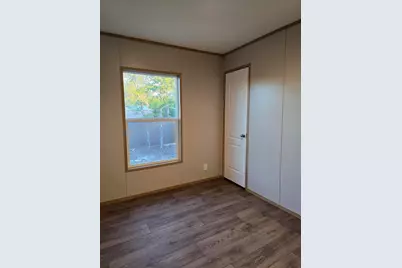 215 E Juniper Avenue E, Defuniak Springs, FL 32433 - Photo 34