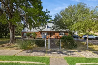 292 W Oakdale Avenue W, Crestview, FL 32536 - Photo 2