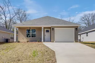 8084 3rd St, Laurel Hill, FL 32567 - Photo 1