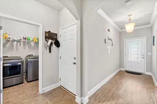 662 Teal St, Crestview, FL 32539 - Photo 4