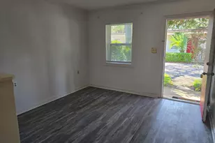 551 E Miracle Strip Parkway E, Mary Esther, FL 32569 - Photo 8