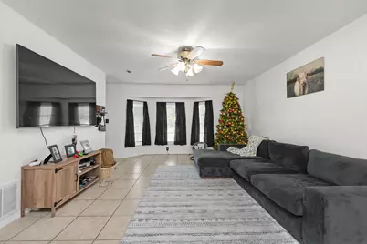 400 Brown Place, Crestview, FL 32539 - Photo 4