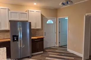 698 E Edney Ave E, Crestview, FL 32539 - Photo 10