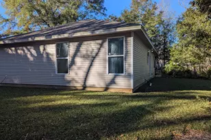 698 E Edney Ave E, Crestview, FL 32539 - Photo 22