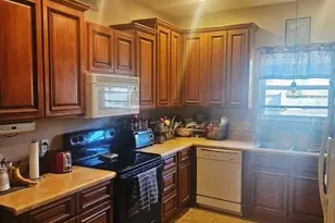 182 Magnolia St, Niceville, FL 32578 - Photo 2