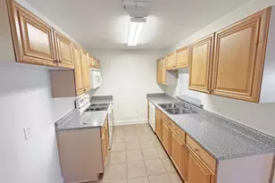 731 Majestic Dr, Crestview, FL 32536 - Photo 8