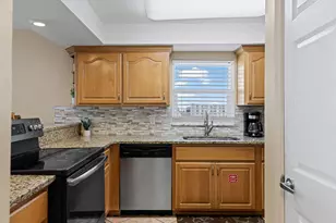 909 Santa Rosa Blvd, Fort Walton Beach, FL 32548 - Photo 32