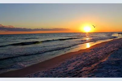 671 Nautilus Court #UNIT 402, Fort Walton Beach, FL 32548 - Photo 16