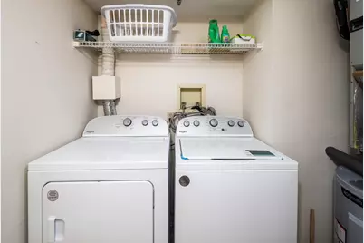 671 Nautilus Court #UNIT 402, Fort Walton Beach, FL 32548 - Photo 14