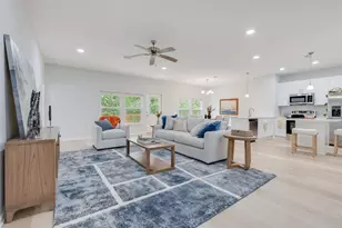 24 Riverwalk Cir, Freeport, FL 32439 - Photo 8