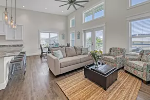 340 Bluefish Dr, Fort Walton Beach, FL 32548 - Photo 1