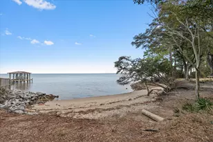 1911 Ladybird Ln, Gulf Breeze, FL 32563 - Photo 80