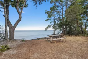 1911 Ladybird Ln, Gulf Breeze, FL 32563 - Photo 78
