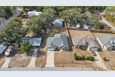 1911 Ladybird Lane, Gulf Breeze, FL 32563 - Photo 60