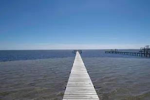 1817 E Smugglers Cove Dr E, Gulf Breeze, FL 32563 - Photo 1