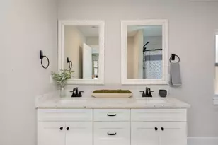 3030 Cosson Cir, Crestview, FL 32536 - Photo 10