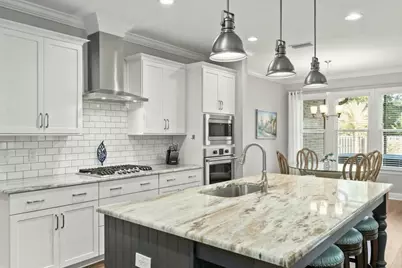 208 Meadow Lake Drive, Freeport, FL 32439 - Photo 18