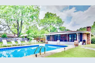 45 NW Cinderella Lane NW, Fort Walton Beach, FL 32547 - Photo 2