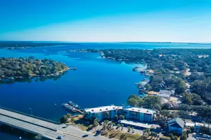 5 Laguna St, Fort Walton Beach, FL 32548 - Photo 4