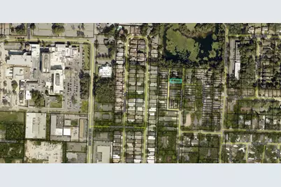 940 Central Avenue #UNIT 15, Fort Walton Beach, FL 32547 - Photo 2