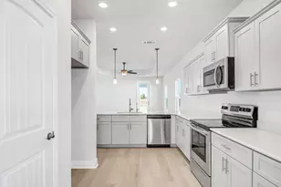 692 Alleyoak Ln, Freeport, FL 32439 - Photo 6