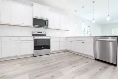 110 2nd Avenue, Shalimar, FL 32579 - Photo 8