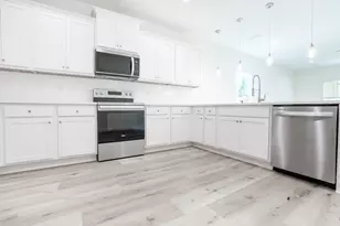 110 2nd Ave, Shalimar, FL 32579 - Photo 8